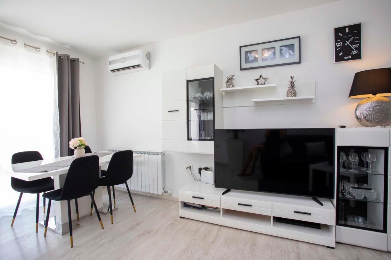 Panorama Apartment Rabac